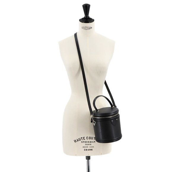 LOUIS VUITTON Black Leather Shoulder Bag - Picture 9 of 9